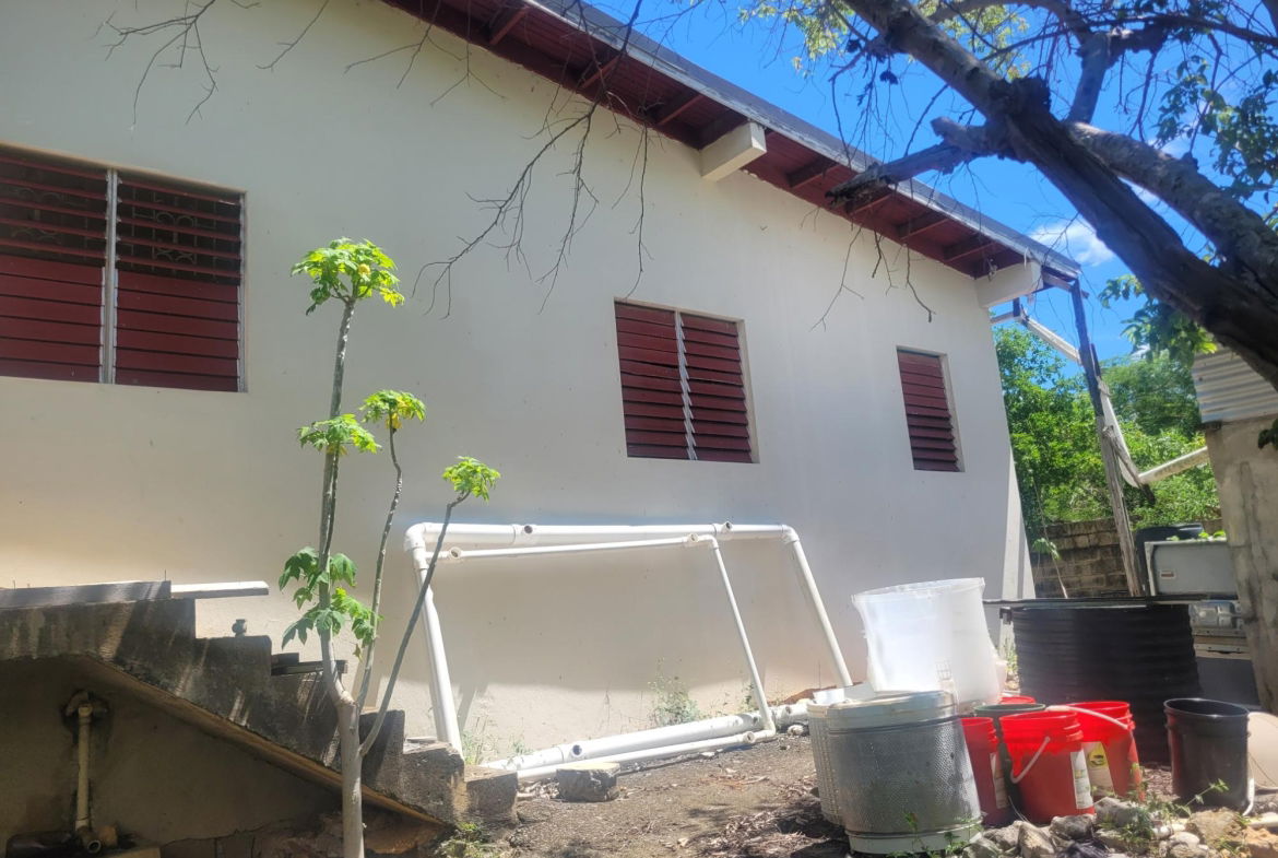 5-Bed-4-Bath-Two-Family-House-for-Sale-in-Denbigh-Clarendon-Jamaica Twenty-Eighth image of Denbigh in Denbigh, Clarendon, Jamaica - property is For Sale