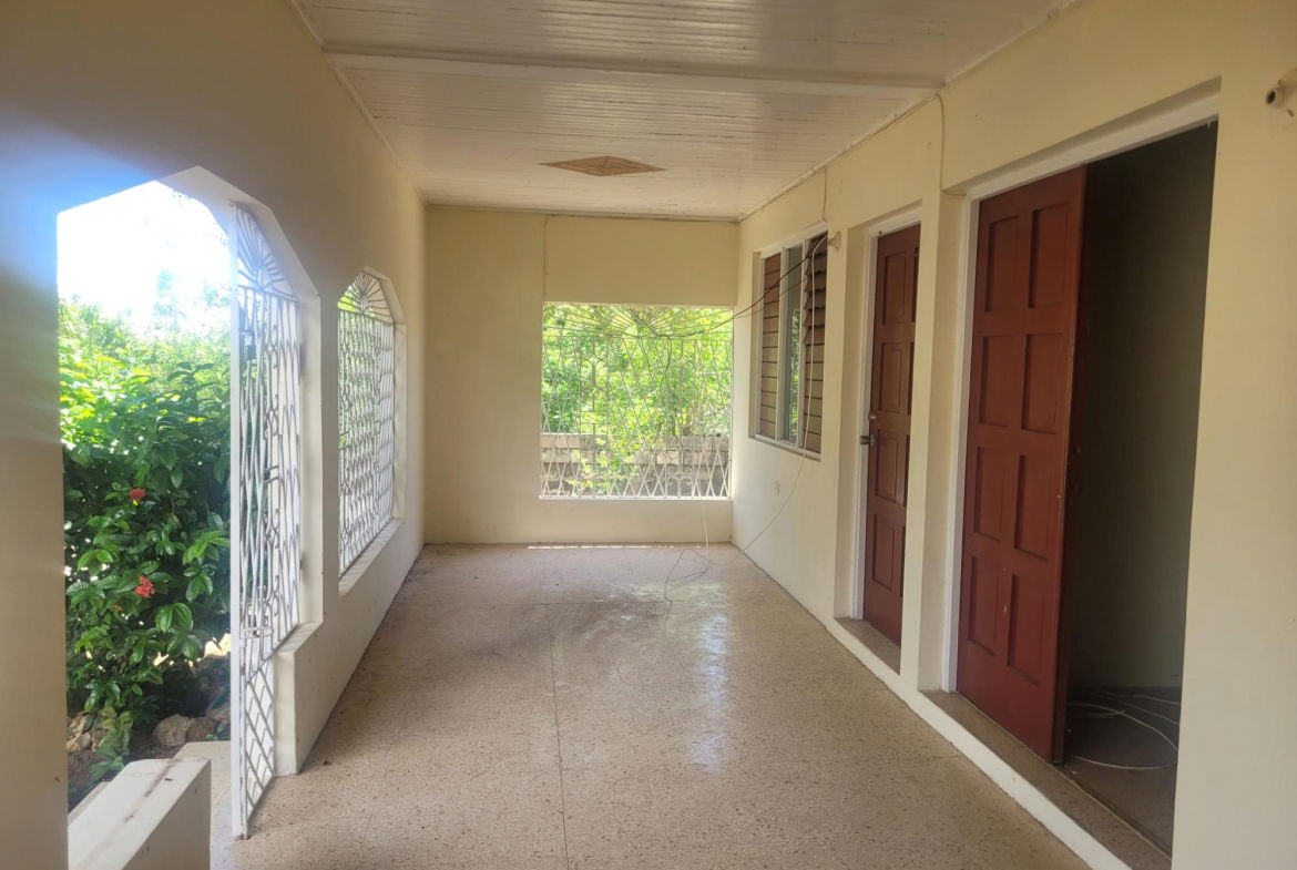 5-Bed-4-Bath-Two-Family-House-for-Sale-in-Denbigh-Clarendon-Jamaica Seventh image of Denbigh in Denbigh, Clarendon, Jamaica - property is For Sale