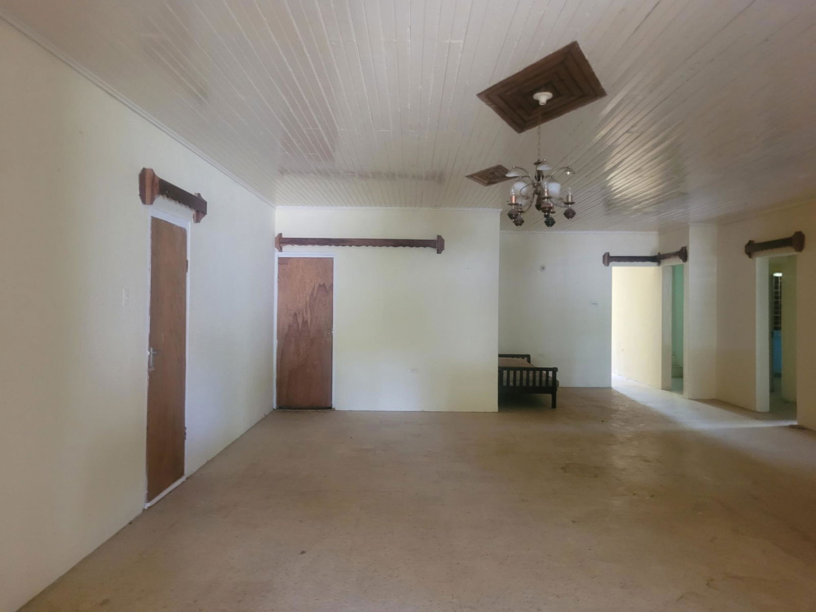 5-Bed-4-Bath-Two-Family-House-for-Sale-in-Denbigh-Clarendon-Jamaica Eighth image of Denbigh in Denbigh, Clarendon, Jamaica - property is For Sale