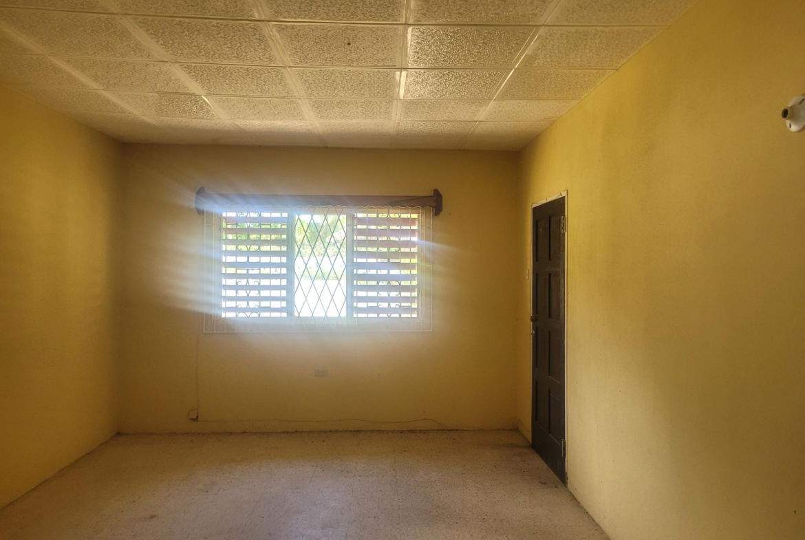 5-Bed-4-Bath-Two-Family-House-for-Sale-in-Denbigh-Clarendon-Jamaica Ninth image of Denbigh in Denbigh, Clarendon, Jamaica - property is For Sale