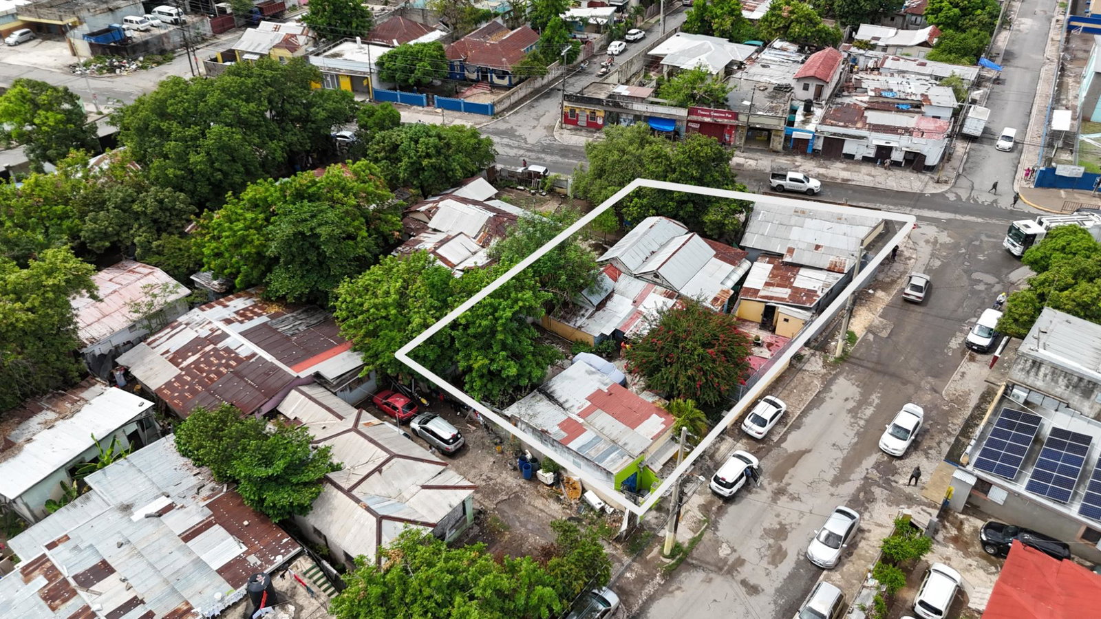 5-Bedroom-House-For-Sale-in-Kingston-St.-Andrew-–-Income-Property-on-Waltham-Park-Rd Second image of 22 1/2 Waltham Park Road in Kingston 11, St. Andrew, Jamaica - property is For Sale
