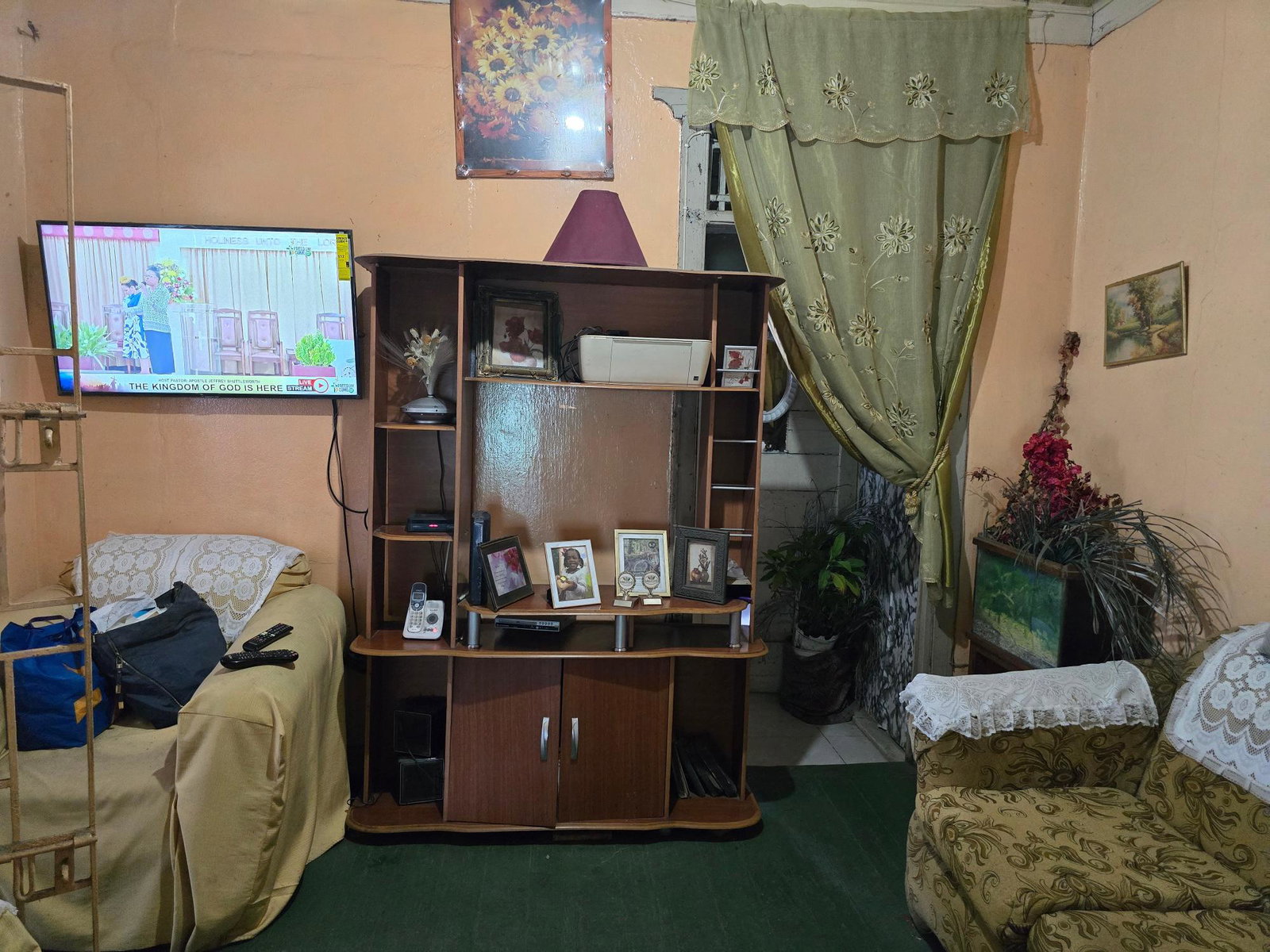 5-Bedroom-House-For-Sale-in-Kingston-St.-Andrew-–-Income-Property-on-Waltham-Park-Rd Eighteenth image of 22 1/2 Waltham Park Road in Kingston 11, St. Andrew, Jamaica - property is For Sale
