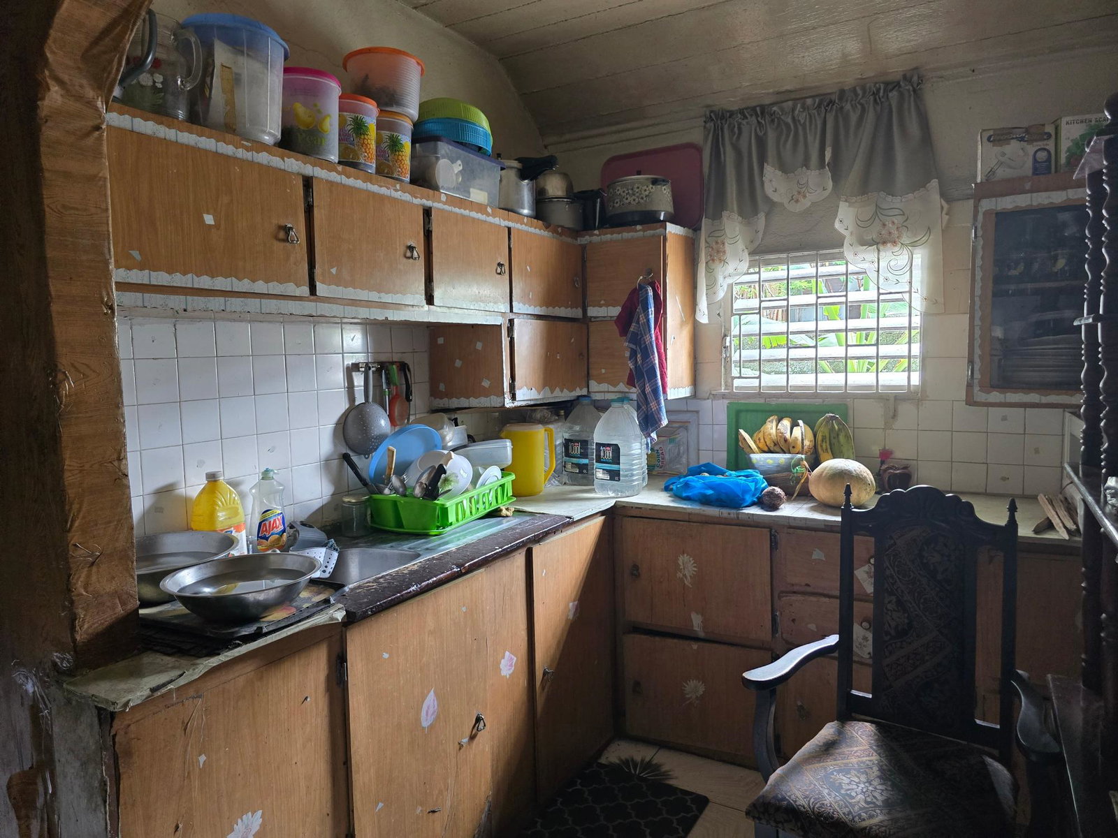 5-Bedroom-House-For-Sale-in-Kingston-St.-Andrew-–-Income-Property-on-Waltham-Park-Rd Twenty-Second image of 22 1/2 Waltham Park Road in Kingston 11, St. Andrew, Jamaica - property is For Sale