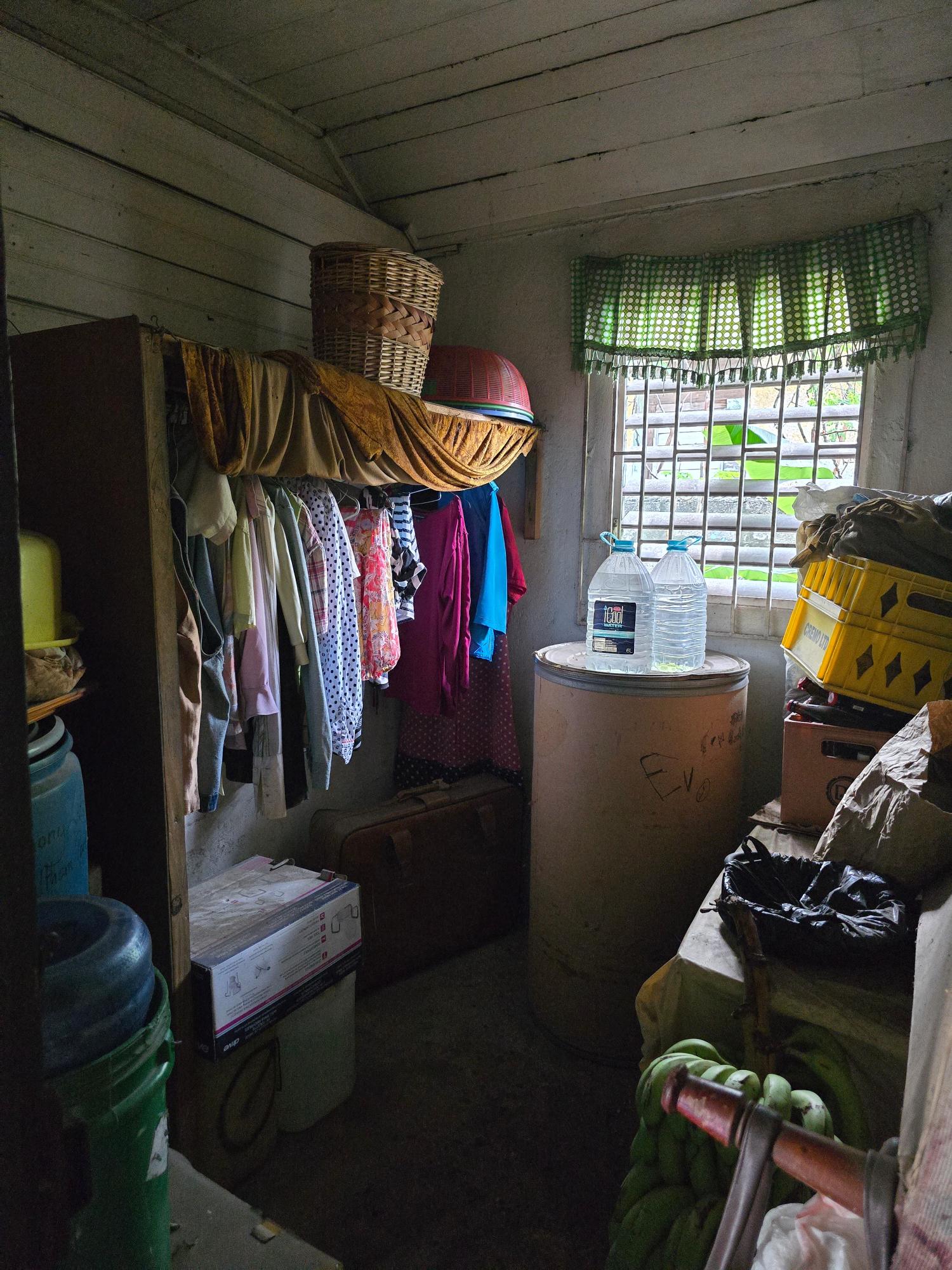 5-Bedroom-House-For-Sale-in-Kingston-St.-Andrew-–-Income-Property-on-Waltham-Park-Rd Twenty-Fifth image of 22 1/2 Waltham Park Road in Kingston 11, St. Andrew, Jamaica - property is For Sale