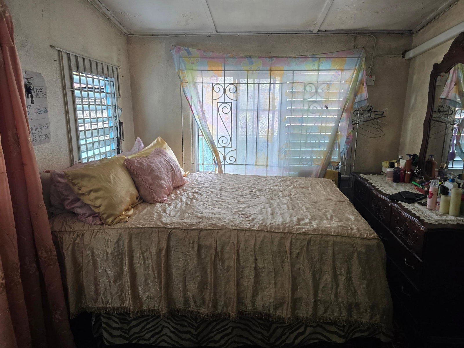 5-Bedroom-House-For-Sale-in-Kingston-St.-Andrew-–-Income-Property-on-Waltham-Park-Rd Twenty-Ninth image of 22 1/2 Waltham Park Road in Kingston 11, St. Andrew, Jamaica - property is For Sale