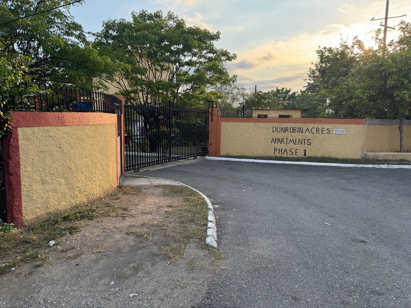 Third image of 204- Dunrobin Park Road in Kingston 10, St. Andrew, Jamaica - property is For Sale