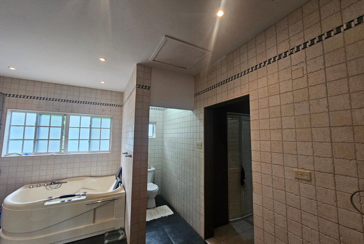 Twenty-Fourth image of 9 Thompson Boulevard, Sterl in Kingston 19, St. Andrew, Jamaica - property is For Sale