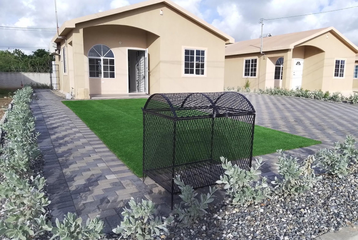 First image of Phoenix Park Village 2 in Greater Portmore, St. Catherine, Jamaica - property is For Rent