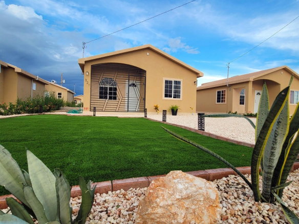 First image of 321- Phoenix Park Village 2 in Phoenix Park, St. Catherine, Jamaica - property is For Rent