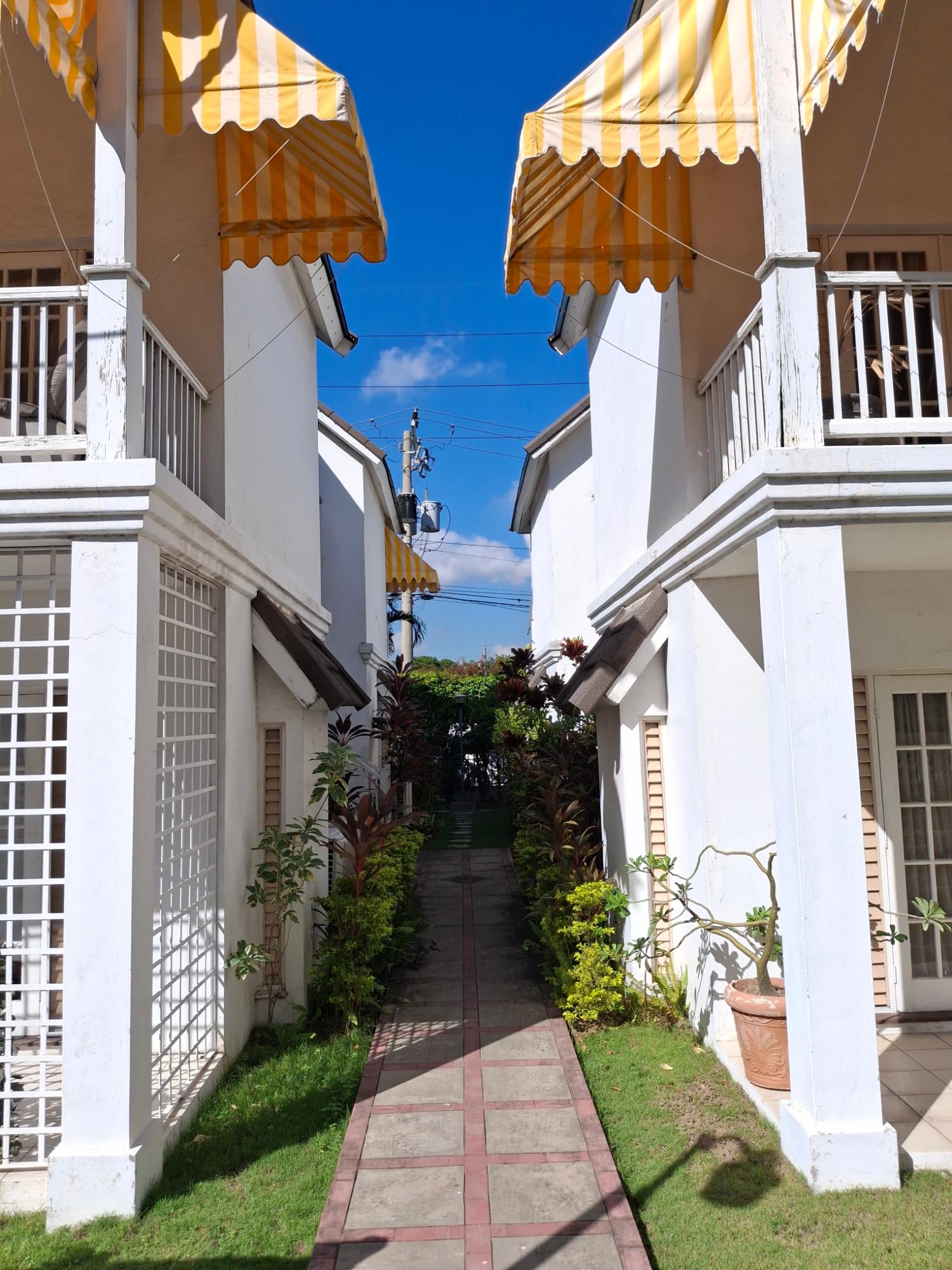 Charming-2-Bedroom-Apartment-for-Sale-at-Devon-House-East-St.-Andrew-Jamaica Second image of 5-2 1/2 Kingsway in Kingston 10, St. Andrew, Jamaica - property is For Sale