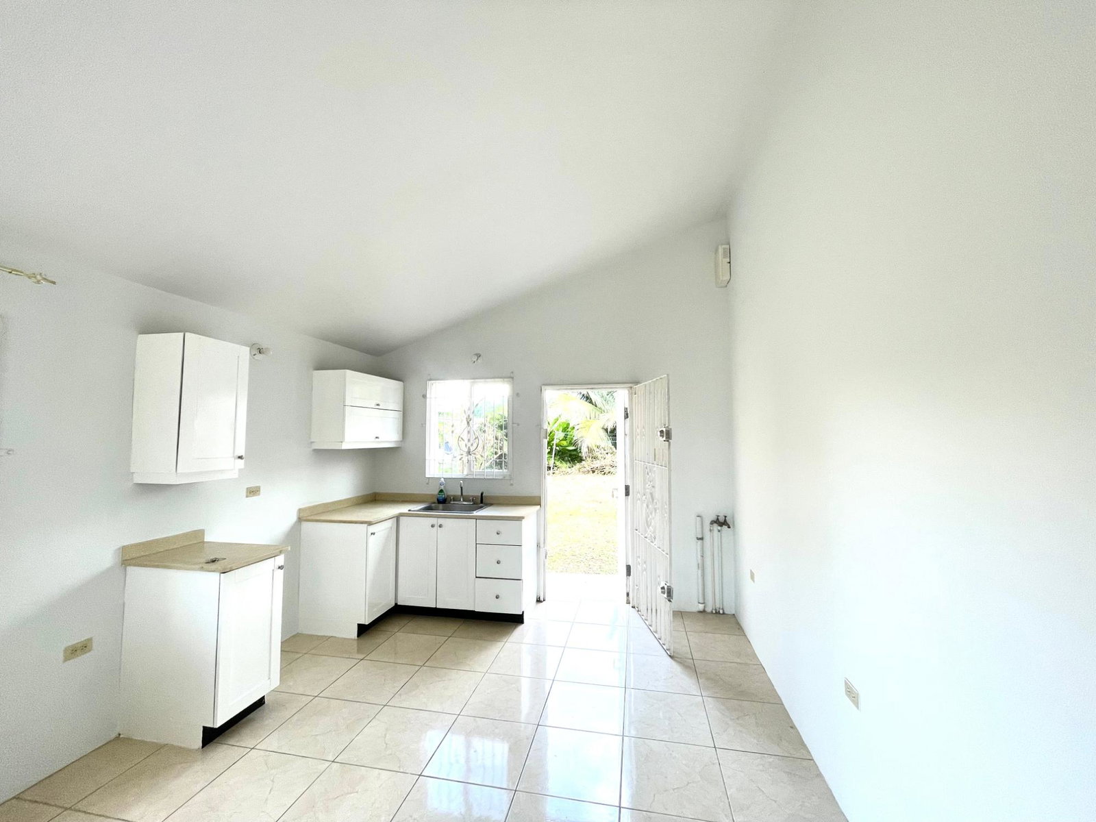 Charming-2-Bedroom-House-for-Rent-in-Montego-West-Village-St.-James Third image of 682 Montego West Village in Montego Bay, St. James, Jamaica - property is For Rent