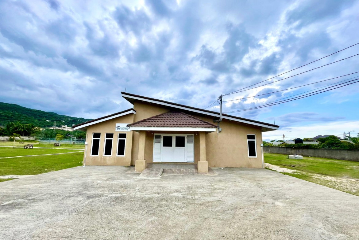Seventh image of 682 Montego West Village in Montego Bay, St. James, Jamaica - property is For Rent