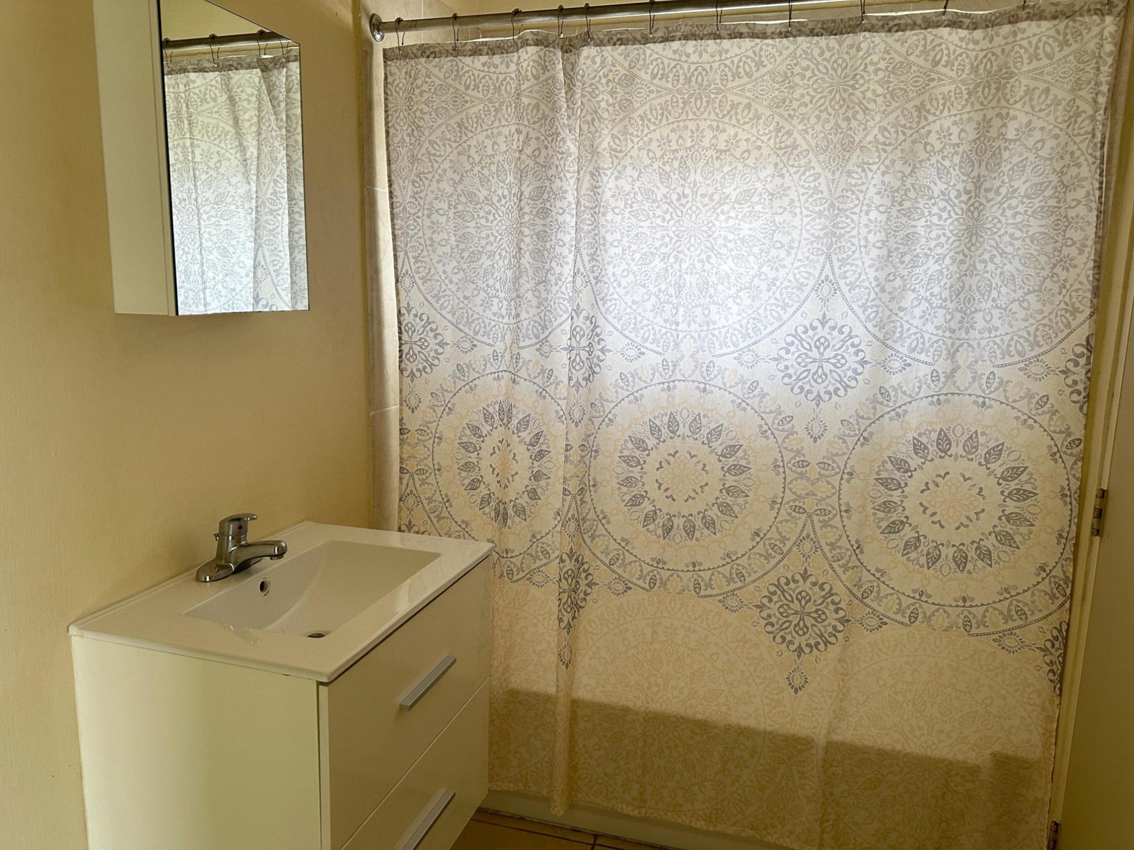 Fourteenth image of 27 Hellshire Avenue in Phoenix Park, St. Catherine, Jamaica - property is For Rent