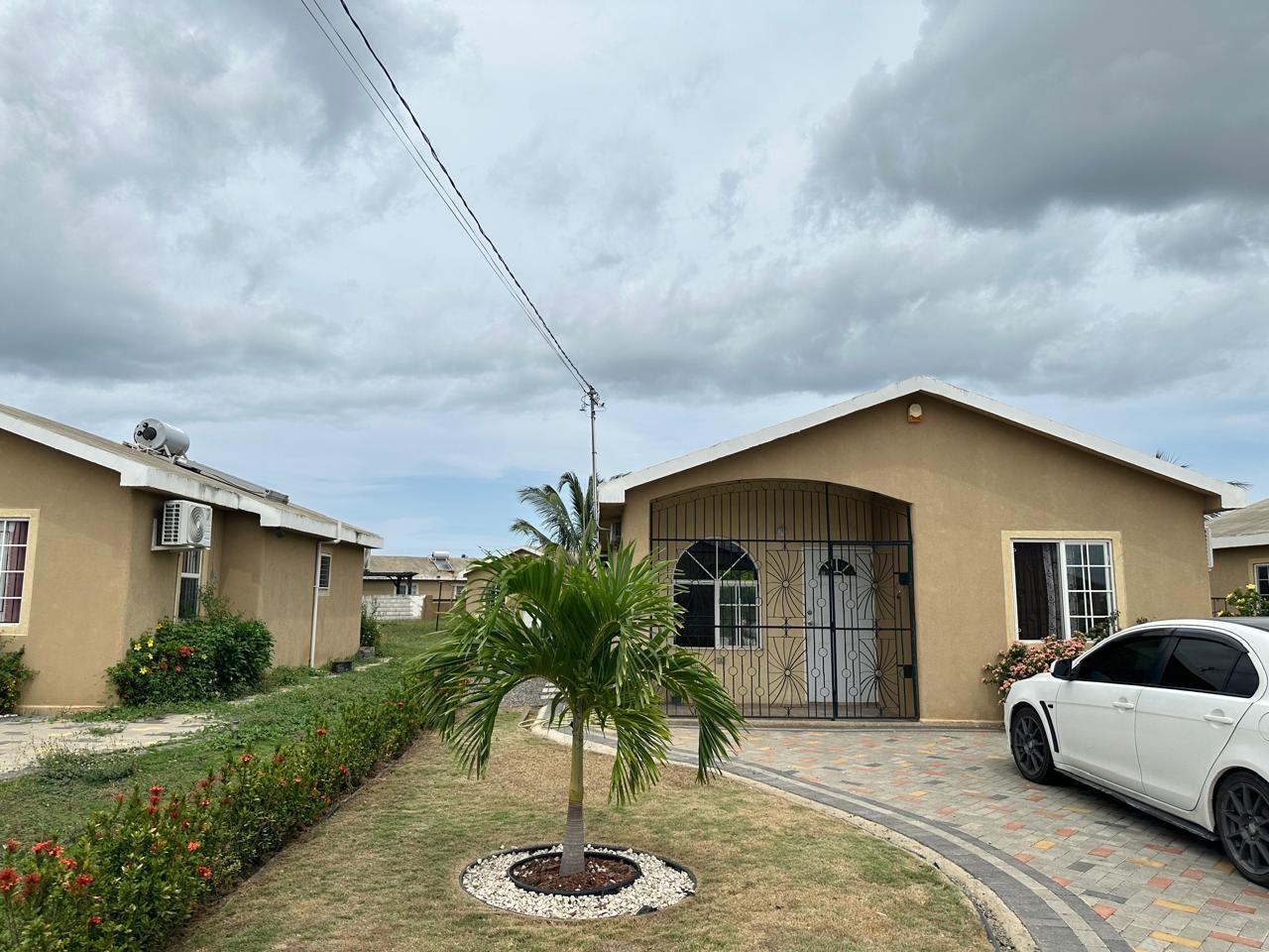 Fifth image of 27 Hellshire Avenue in Phoenix Park, St. Catherine, Jamaica - property is For Rent