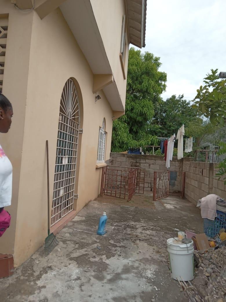 Sixth image of 521 8 West Greater Portmore in Greater Portmore, St. Catherine, Jamaica - property is For Sale