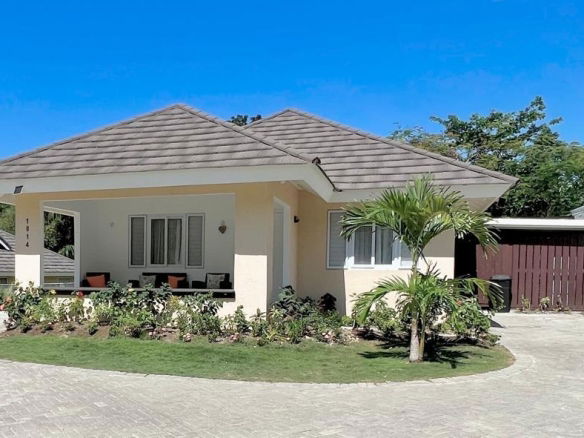 First image of 1014 Calaloo Avenue , The Cres in Richmond, St. Ann, Jamaica - property is For Rent