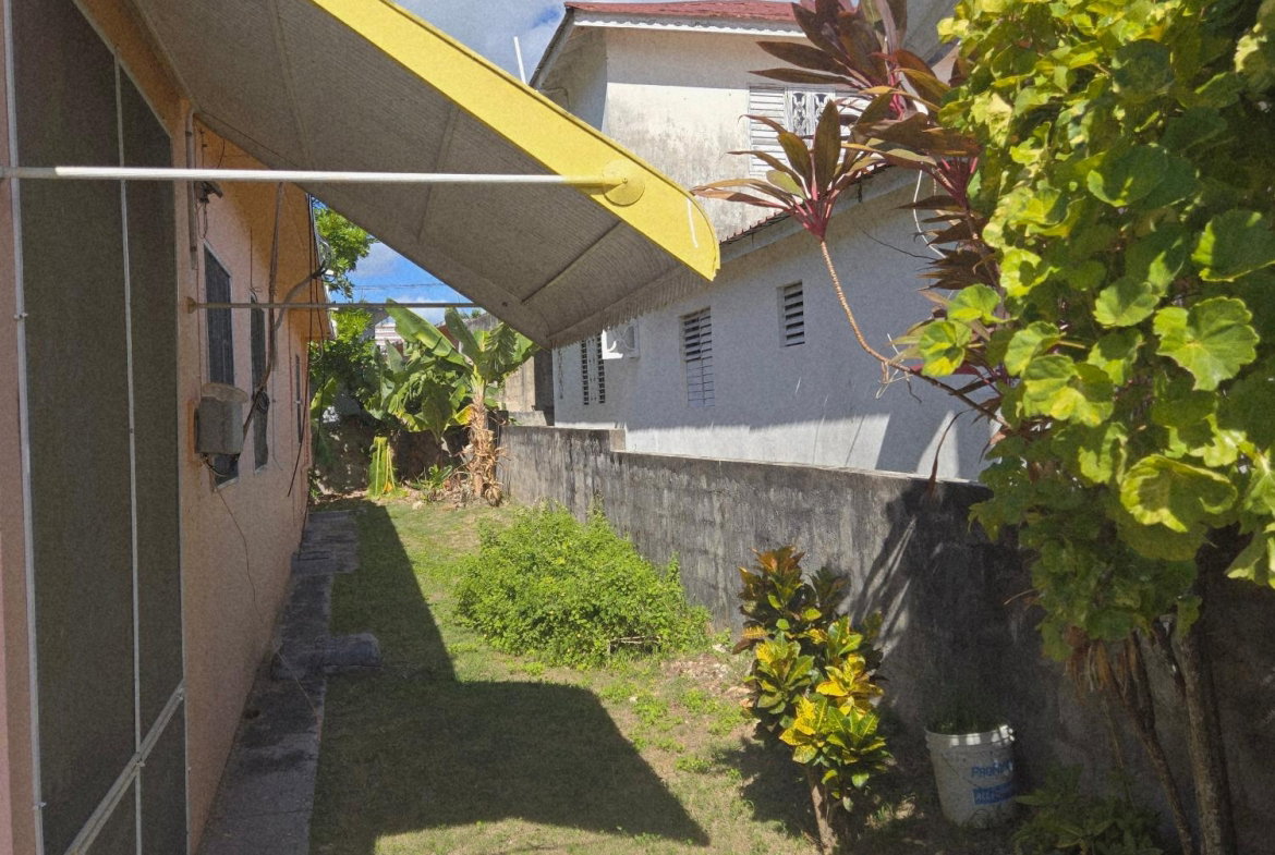 Fifteenth image of 278 Sunset Mews in Boscobel Heights, St. Mary, Jamaica - property is For Sale