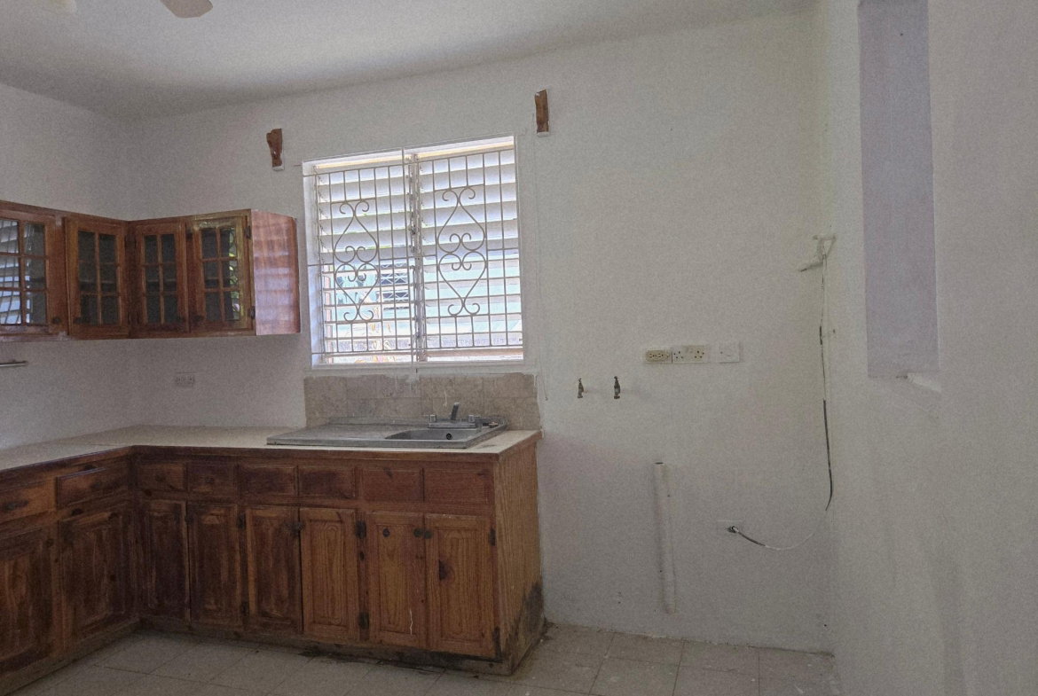 Seventh image of 278 Sunset Mews in Boscobel Heights, St. Mary, Jamaica - property is For Sale