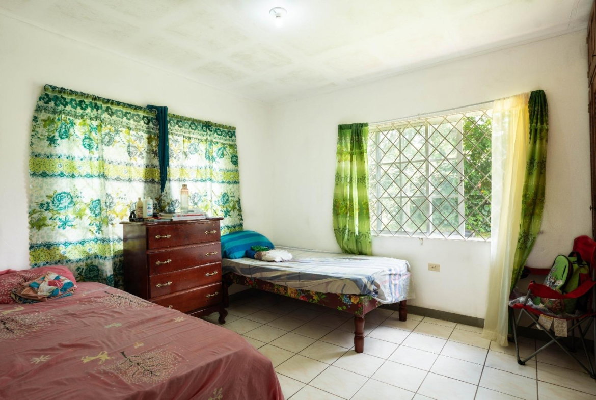 Eleventh image of 5 Dalkeith Road, Part of kn in Knockpatirck, Manchester, Jamaica - property is For Sale