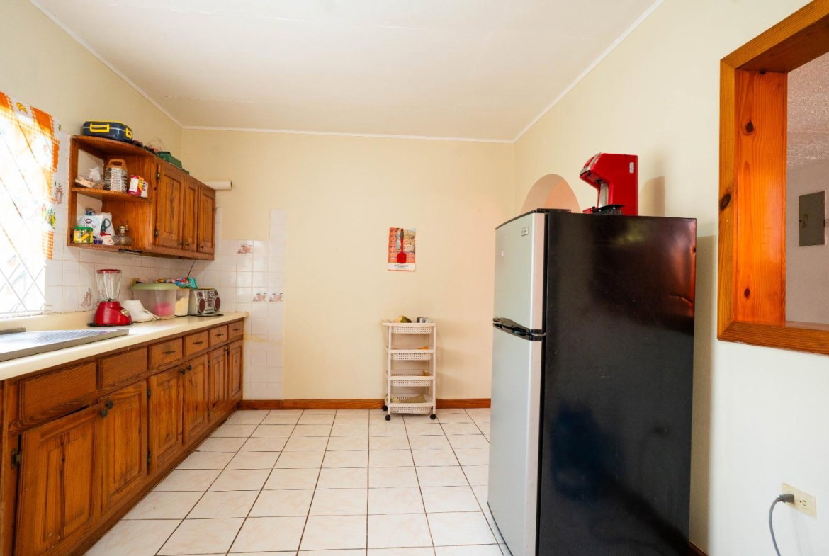 Fifth image of 5 Dalkeith Road, Part of kn in Knockpatirck, Manchester, Jamaica - property is For Sale