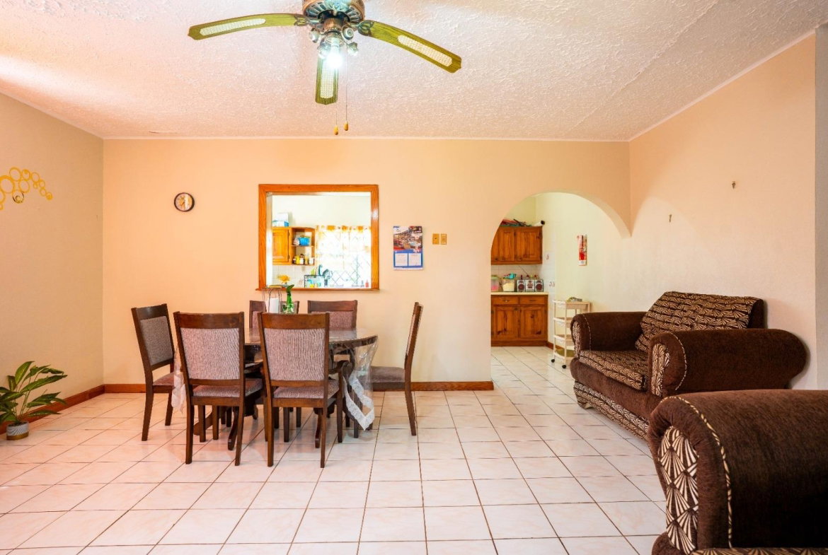 Seventh image of 5 Dalkeith Road, Part of kn in Knockpatirck, Manchester, Jamaica - property is For Sale