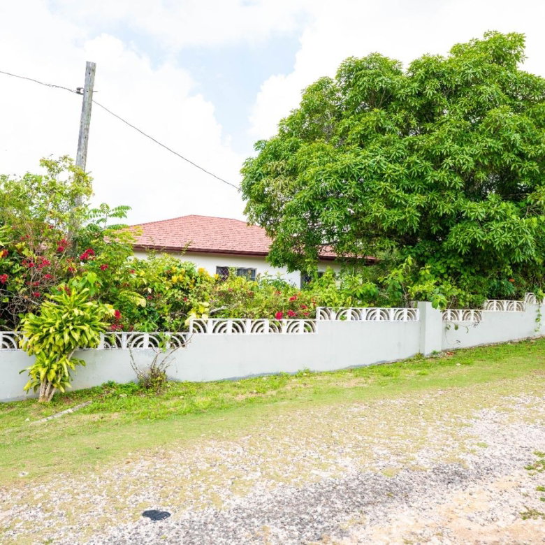 First image of 5 Dalkeith Road, Part of kn in Knockpatirck, Manchester, Jamaica - property is For Sale