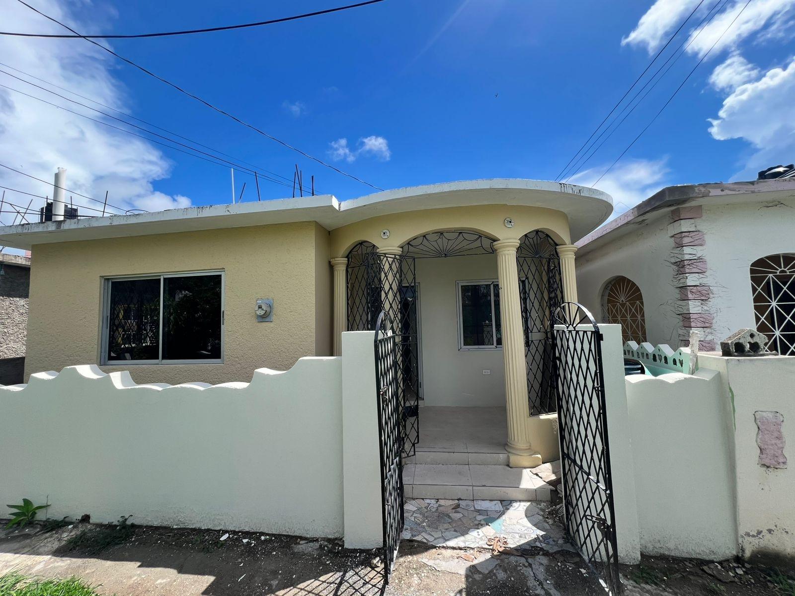 Charming-3-Bedroom-House-for-Sale-in-West-Queens-Park-St.-Catherine Fifteenth image of 320 West Queens Park in Greater Portmore, St. Catherine, Jamaica - property is For Sale