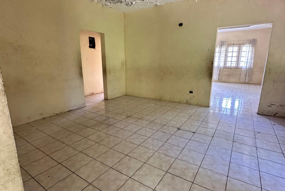 Fifth image of 4 Villa Pen in Montego Bay, St. James, Jamaica - property is For Sale