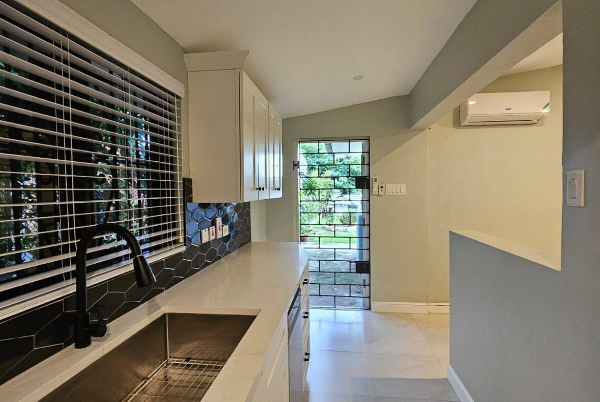 Seventh image of 2a- Roehampton Drive in Kingston 19, St. Andrew, Jamaica - property is For Rent