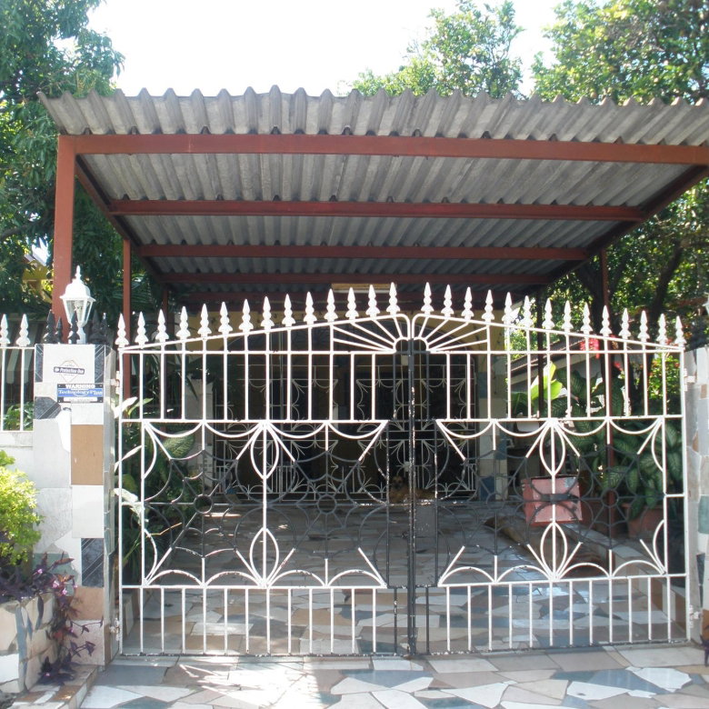 First image of 29 Corona Crescent in Kingston 20, St. Andrew, Jamaica - property is For Rent