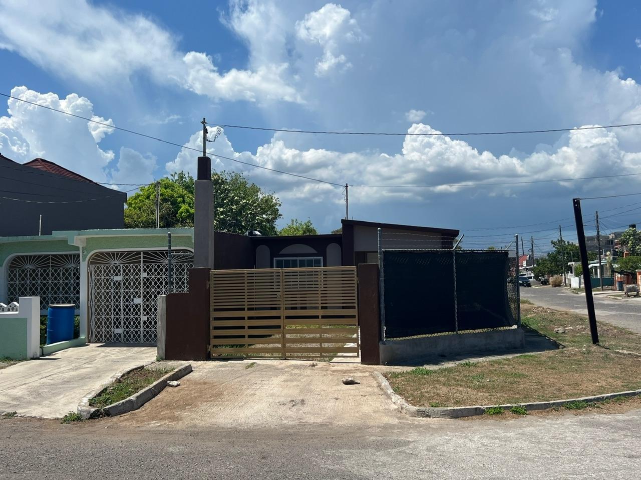 Second image of 72 24 ne 29th Ave East Ascot in Greater Portmore, St. Catherine, Jamaica - property is For Rent