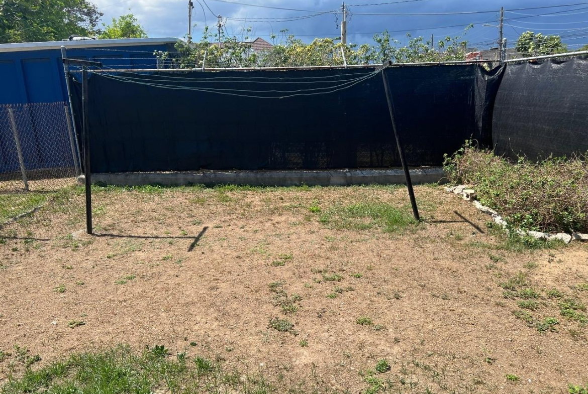 Thirteenth image of 72 24 ne 29th Ave East Ascot in Greater Portmore, St. Catherine, Jamaica - property is For Rent