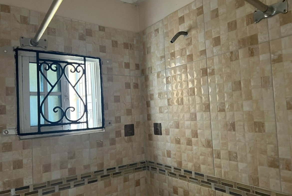 Nineteenth image of 72 24 ne 29th Ave East Ascot in Greater Portmore, St. Catherine, Jamaica - property is For Rent