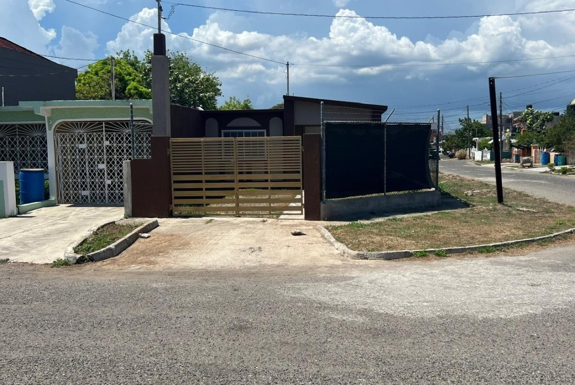 Third image of 72 24 ne 29th Ave East Ascot in Greater Portmore, St. Catherine, Jamaica - property is For Rent