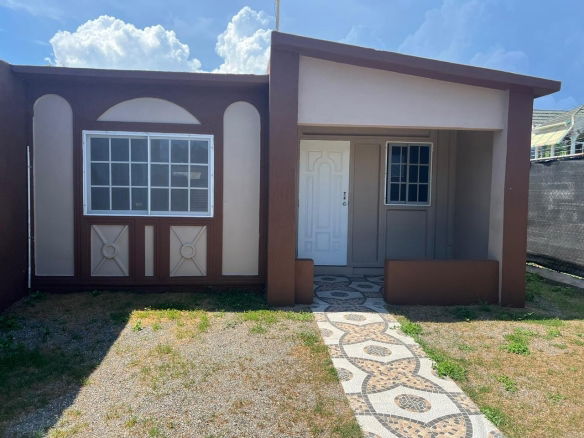 First image of 72 24 ne 29th Ave East Ascot in Greater Portmore, St. Catherine, Jamaica - property is For Rent