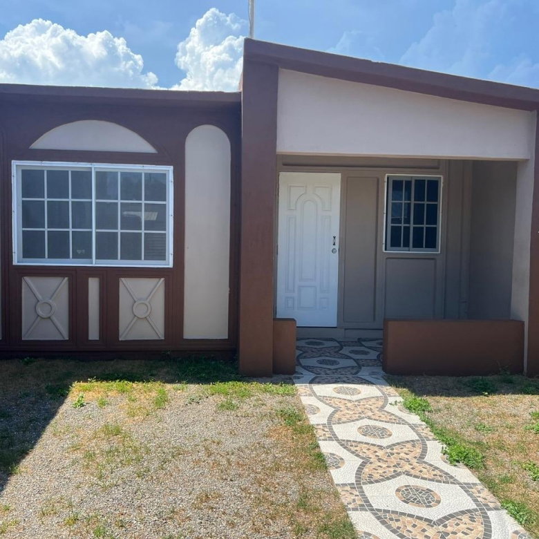 First image of 72 24 ne 29th Ave East Ascot in Greater Portmore, St. Catherine, Jamaica - property is For Rent