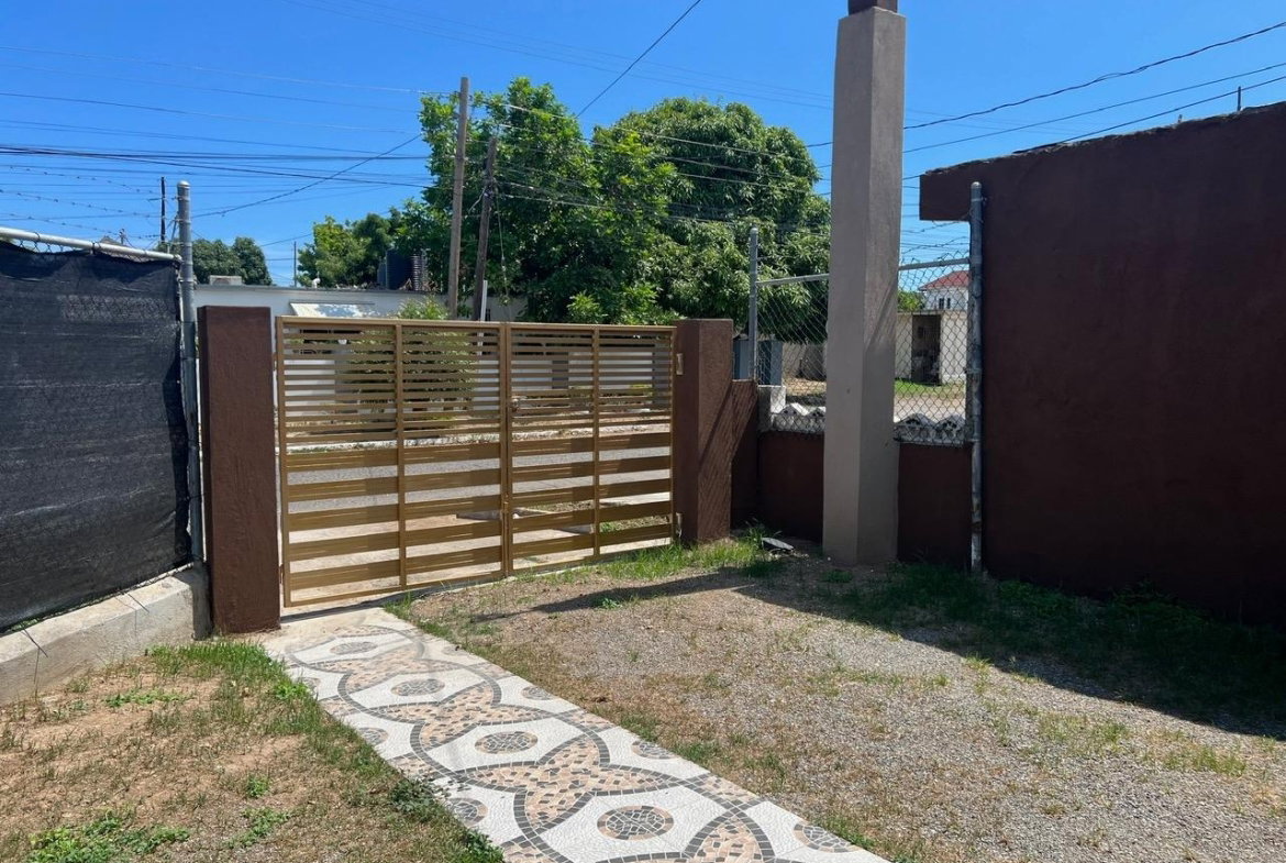 Tenth image of 72 24 ne 29th Ave East Ascot in Greater Portmore, St. Catherine, Jamaica - property is For Rent