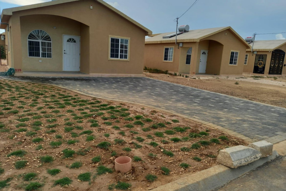 First image of Lot 525 Phoenix Park Village 2 in Phoenix Park, St. Catherine, Jamaica - property is For Rent