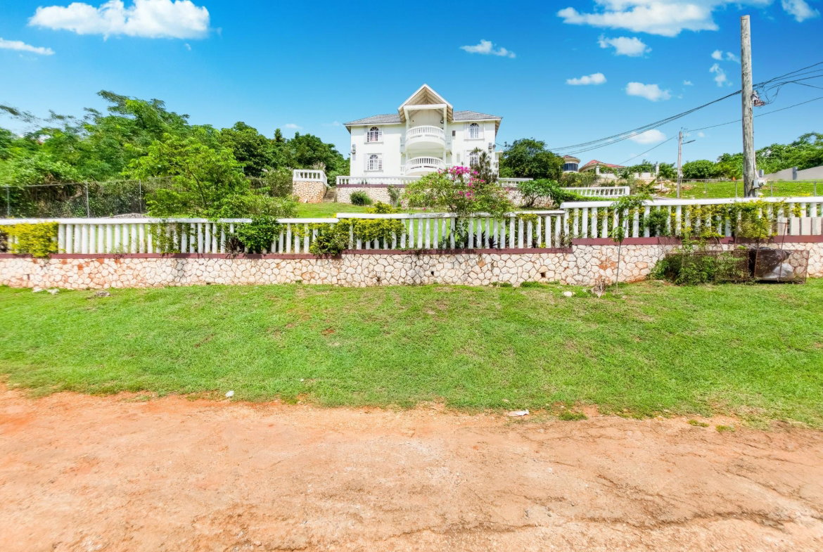 Sixteenth image of 30 Topaz Crescent in Red Hills, St. Andrew, Jamaica - property is For Sale