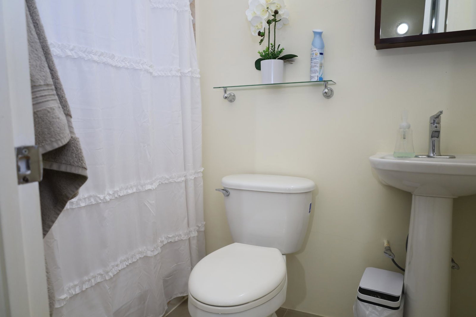 Thirteenth image of Stonebrook Manor in STONEBROOK, Trelawny, Jamaica - property is For Rent