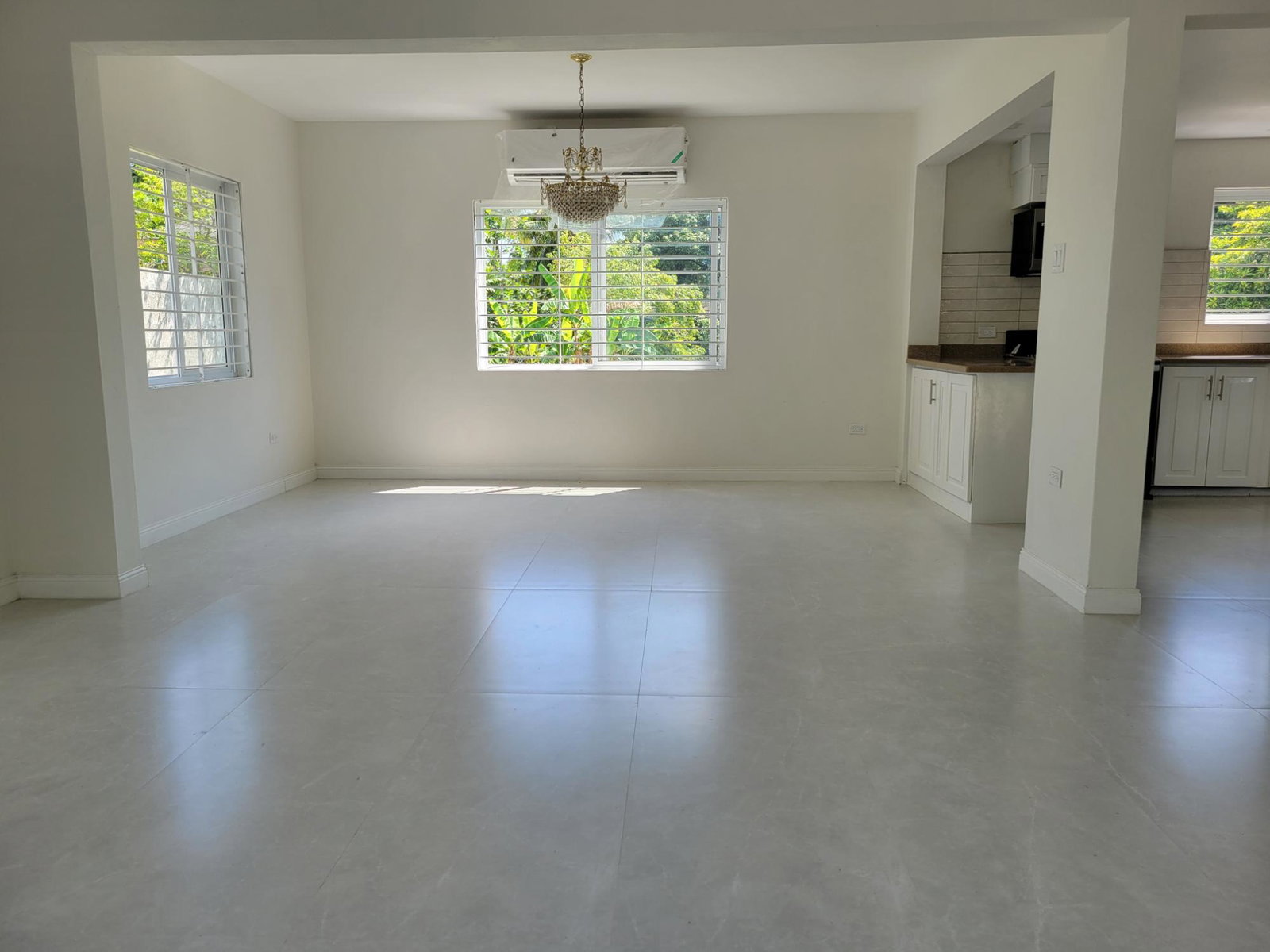 Sixth image of 18a Millsborough Crescent in Kingston 6, St. Andrew, Jamaica - property is For Rent