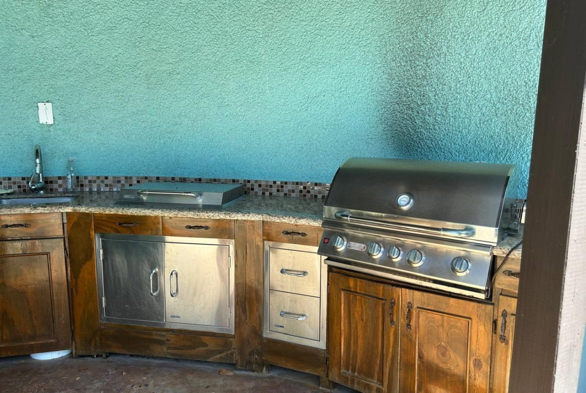 Seventeenth image of 34 Benson Avenue in Kingston 8, St. Andrew, Jamaica - property is For Rent