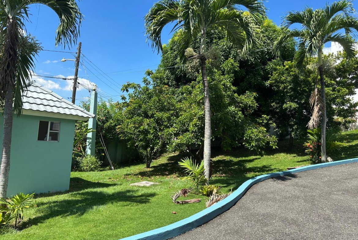 Fourth image of 34 Benson Avenue in Kingston 8, St. Andrew, Jamaica - property is For Rent