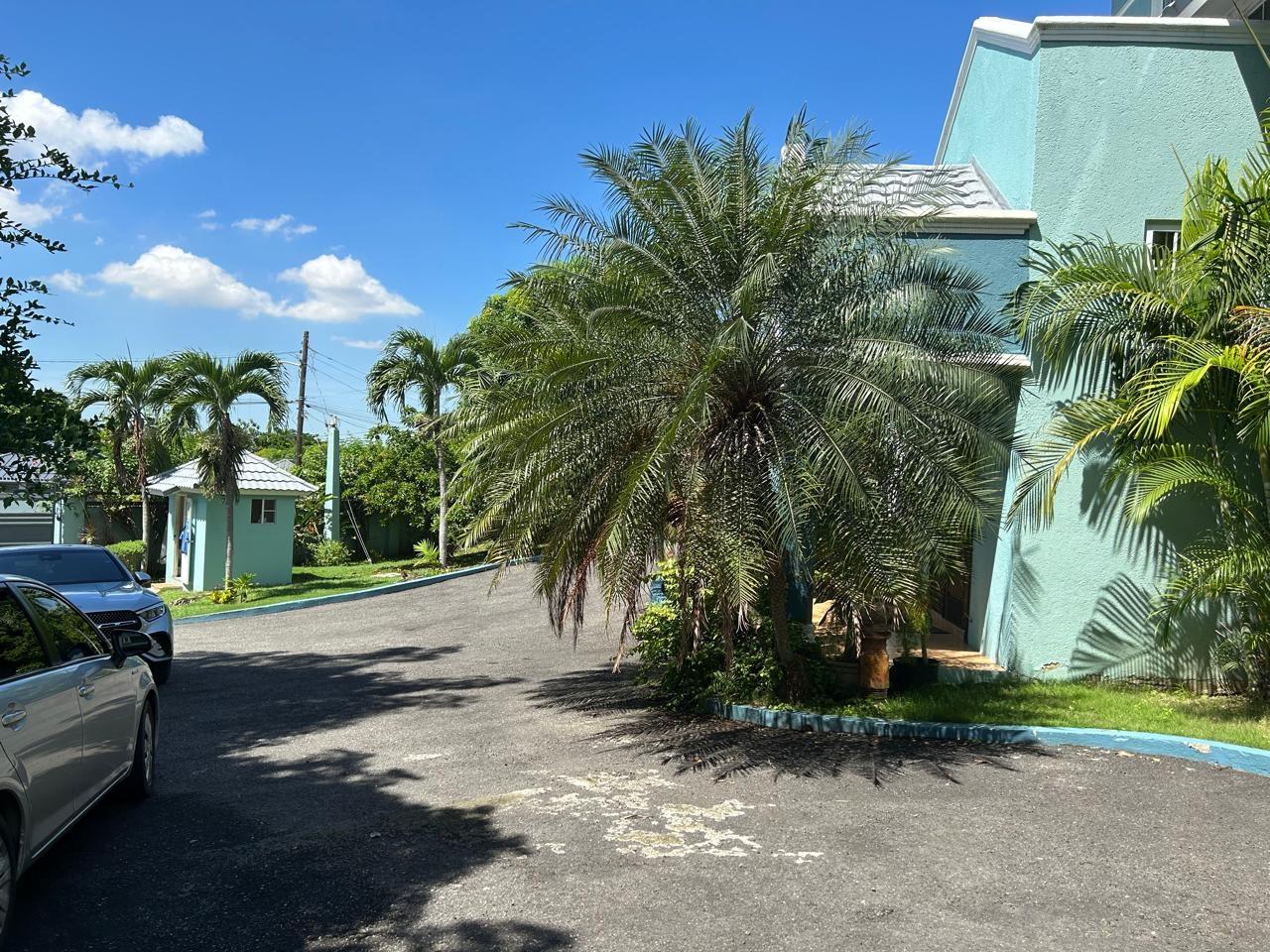 Elegant-5-Bedroom-House-for-Rent-in-St.-Andrew-Jamaica-34-Benson-Avenue Ninth image of 34 Benson Avenue in Kingston 8, St. Andrew, Jamaica - property is For Rent