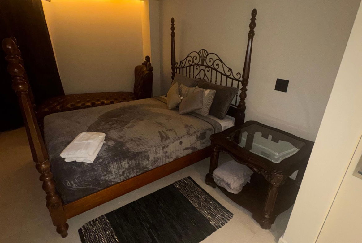 Twelfth image of 2-4 King Street in KINGSTON, Kingston, Jamaica - property is For Rent