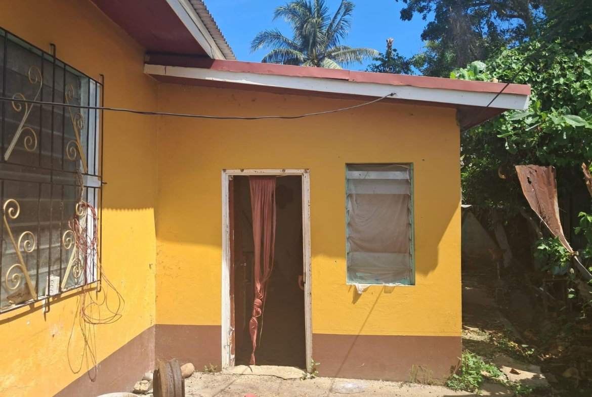 Sixth image of 24 Harris st in May Pen, Clarendon, Jamaica - property is For Sale