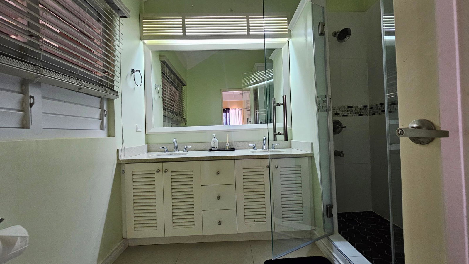 Eighteenth image of 866 Sorrel Ave. in Richmond, St. Ann, Jamaica - property is For Rent
