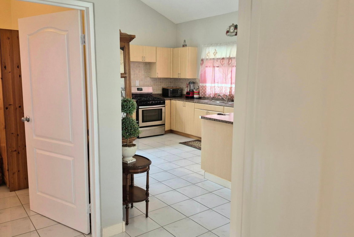 Nineteenth image of F22 St. George's Place in Caribbean Estates, St. Catherine, Jamaica - property is For Rent