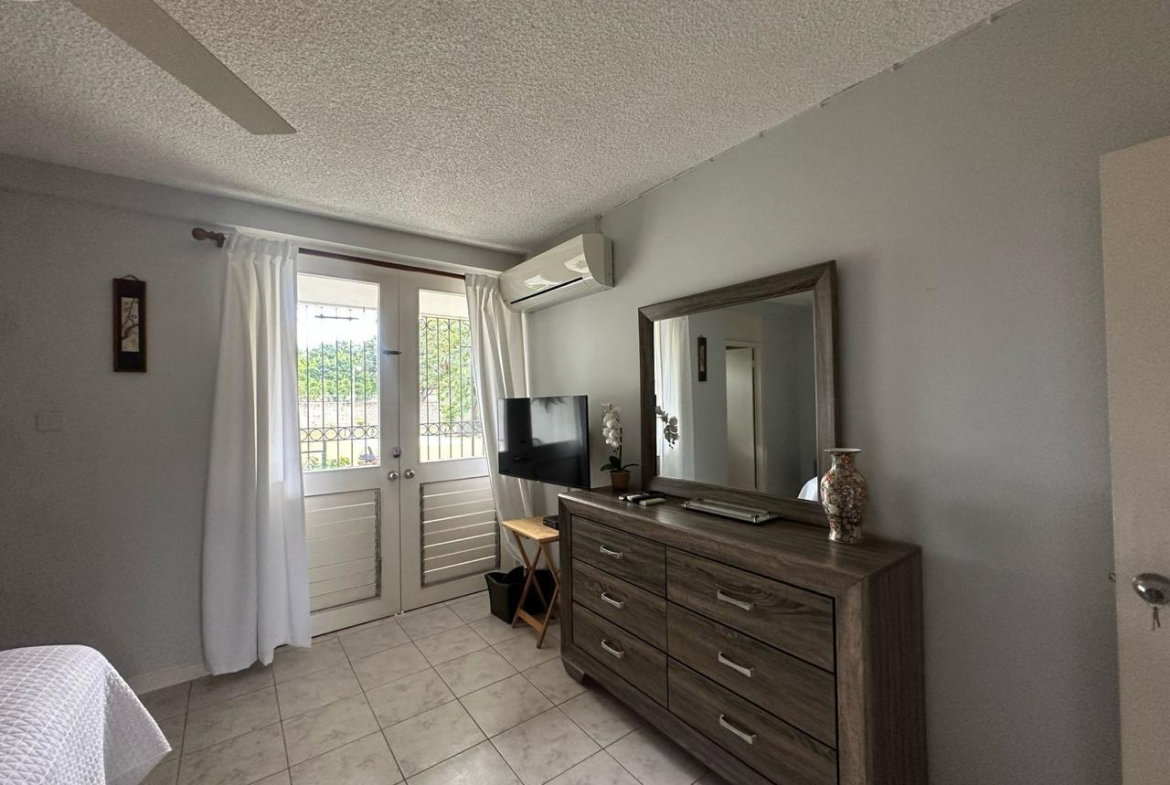 Tenth image of D2-65-67 Hope Road in Kingston 6, St. Andrew, Jamaica - property is For Rent