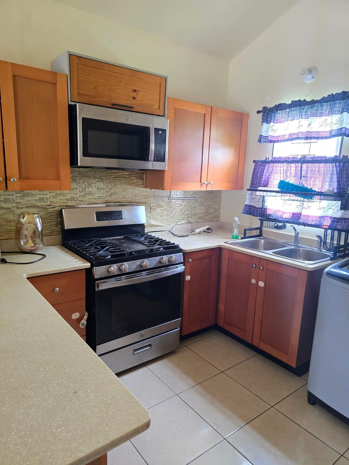 Fourth image of 901 Phoenix Village Ph3 in Phoenix Park, St. Catherine, Jamaica - property is For Rent